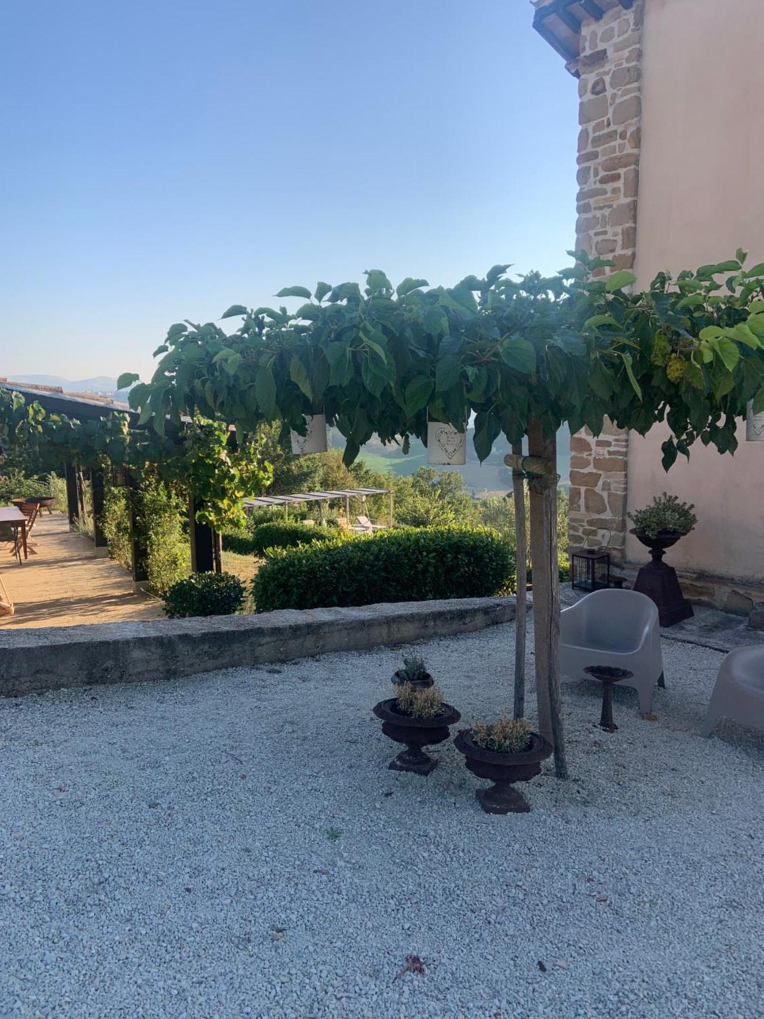 Borgo Crispiero Bed and Breakfast Exteriör bild